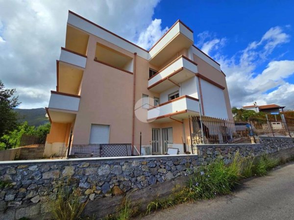 casa indipendente in vendita a Tortora