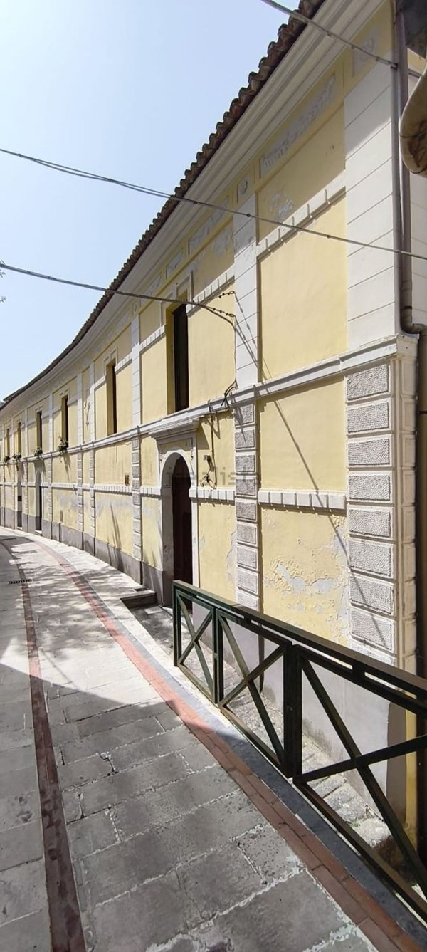 casa indipendente in vendita a Tortora