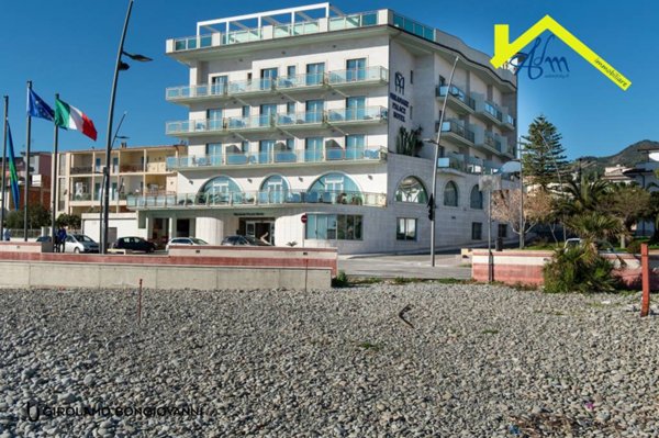 negozio in vendita a Trebisacce