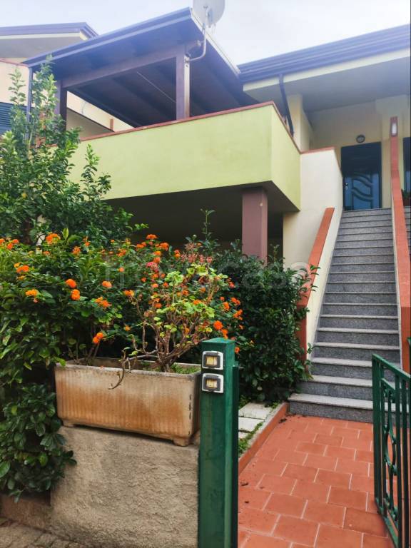 appartamento in vendita a Villapiana in zona Scalo