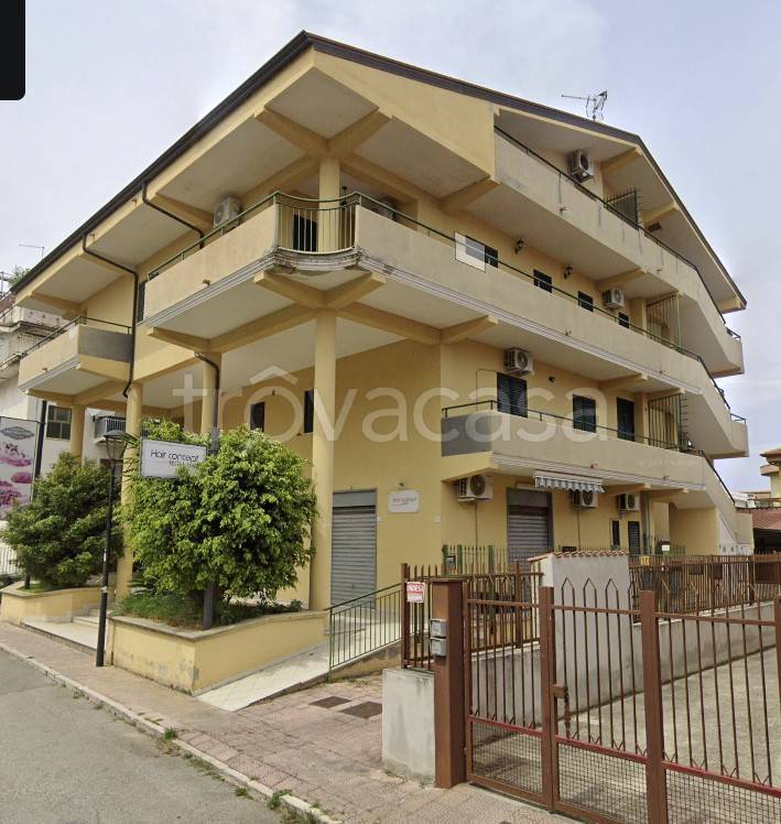 appartamento in vendita a Villapiana in zona Lido