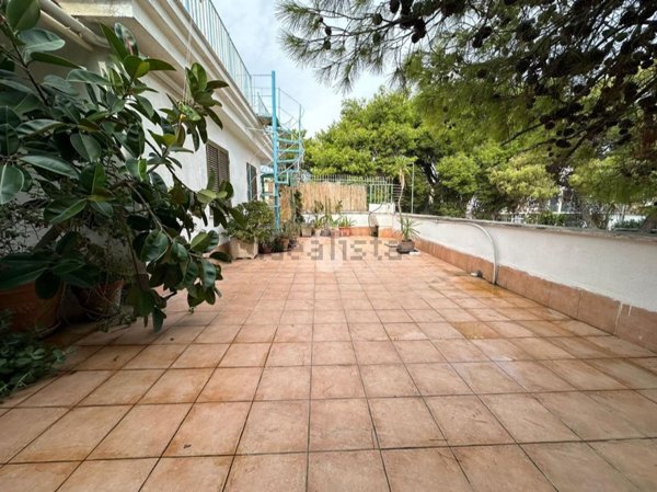 appartamento in vendita a Villapiana in zona Lido