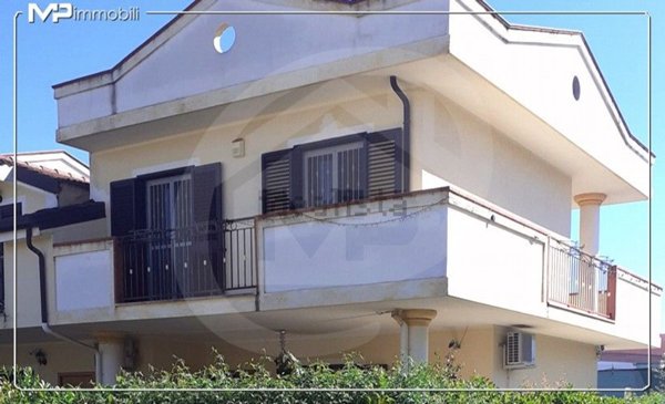 quadrivano in vendita a Villapiana in zona Scalo