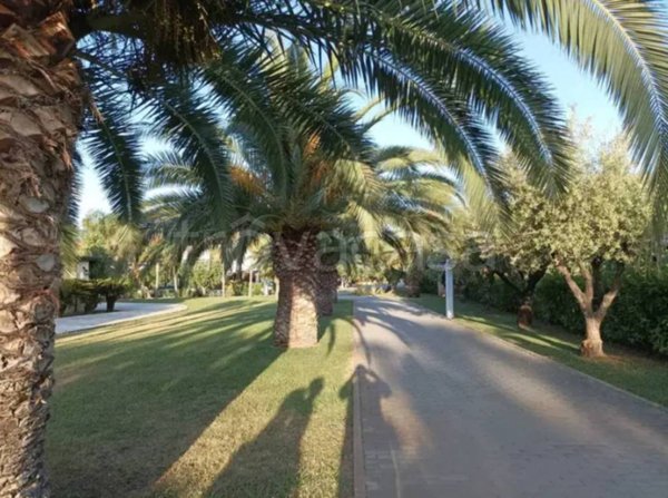 casa indipendente in vendita a Villapiana in zona Lido