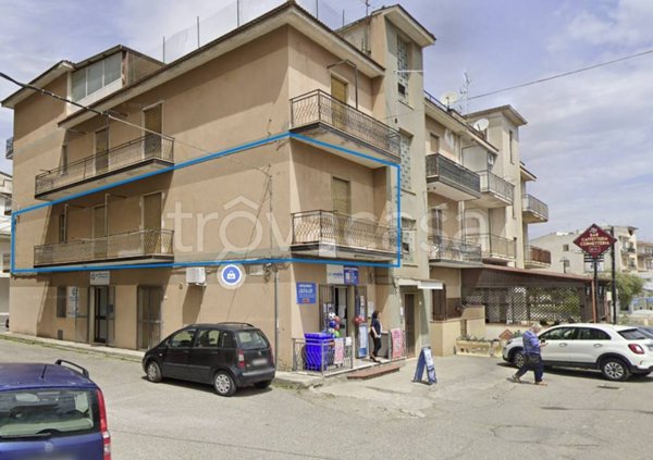 appartamento in vendita a Villapiana in zona Lido