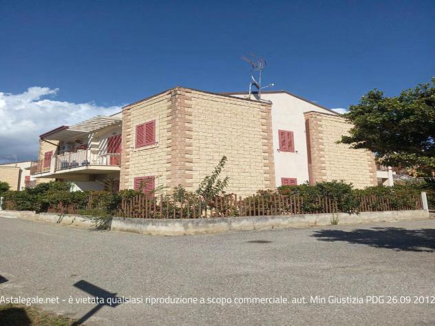 casa indipendente in vendita a Villapiana in zona Lido