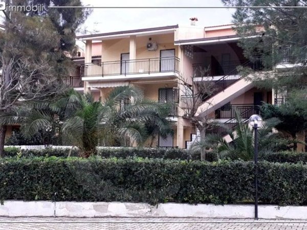 appartamento in vendita a Villapiana in zona Lido