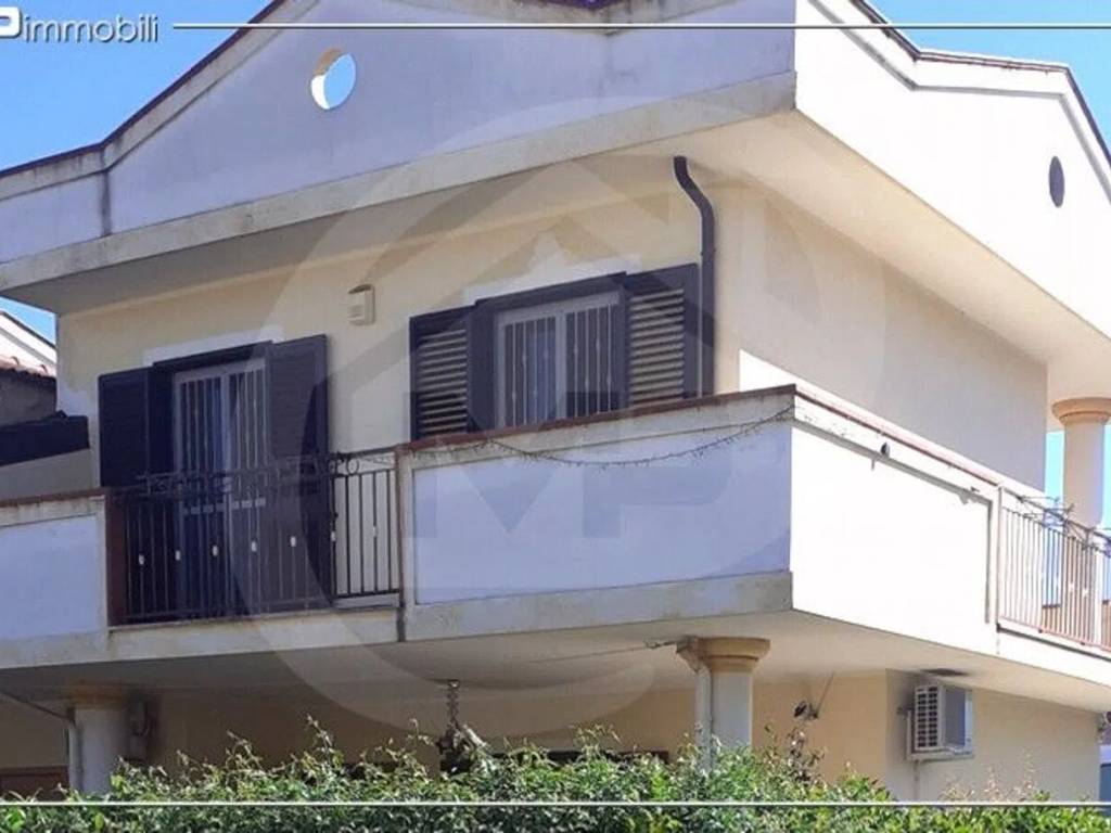 quadrivano in vendita a Villapiana in zona Scalo