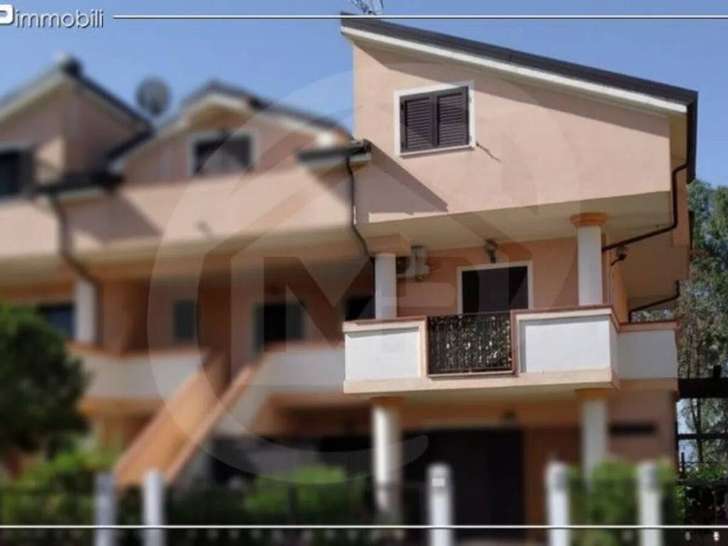 quadrivano in vendita a Villapiana in zona Scalo