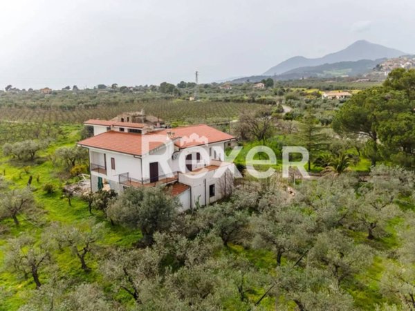 casa indipendente in vendita a Villapiana