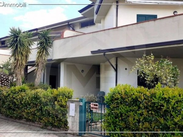 appartamento in vendita a Villapiana in zona Scalo