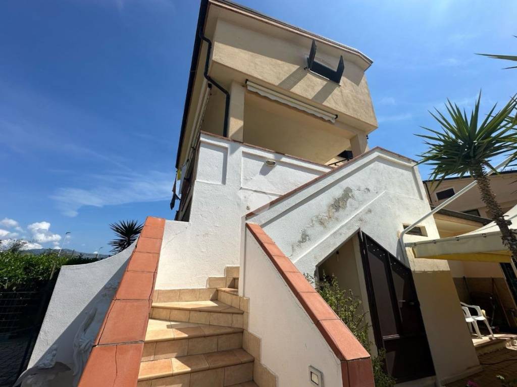 casa indipendente in vendita a Villapiana