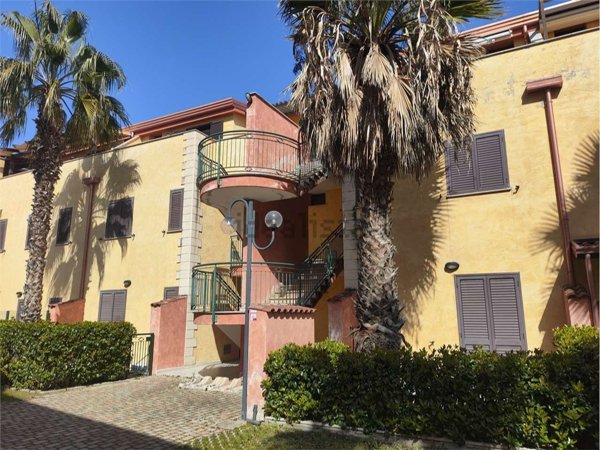 appartamento in vendita a Villapiana in zona Scalo