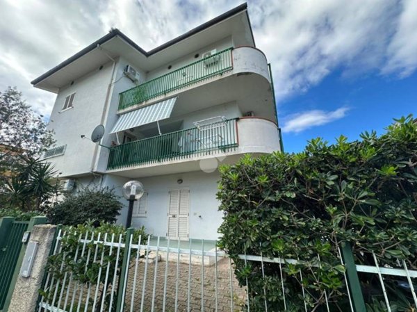 appartamento in vendita a Villapiana in zona Lido