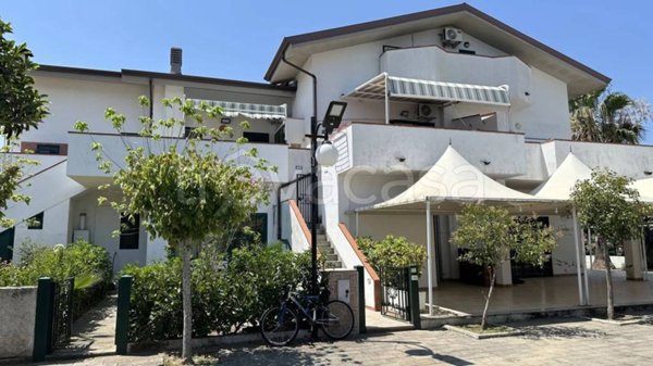 appartamento in vendita a Villapiana in zona Scalo