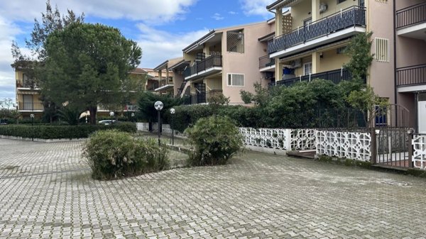 appartamento in vendita a Villapiana in zona Lido