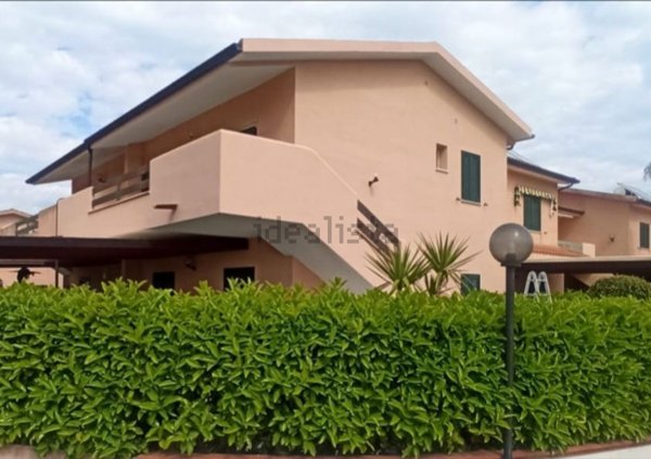 casa indipendente in vendita a Villapiana in zona Scalo