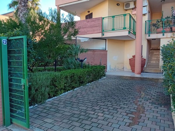 appartamento in vendita a Villapiana in zona Scalo