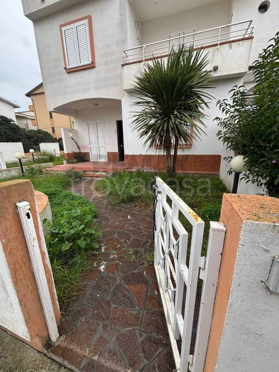 casa indipendente in vendita a Villapiana in zona Lido