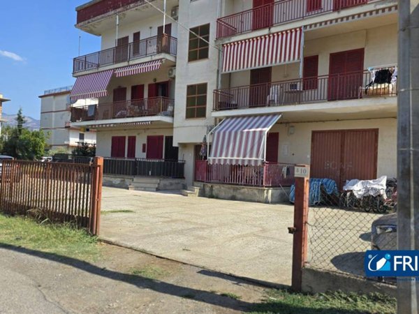 appartamento in vendita a Villapiana in zona Lido