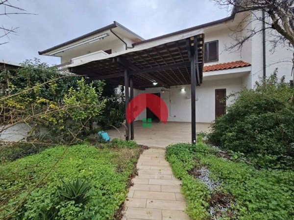 appartamento in vendita a Villapiana in zona Scalo