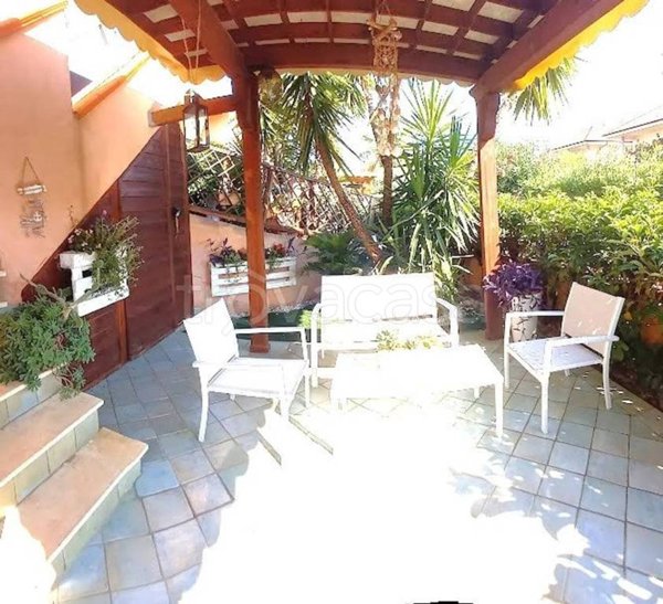 casa indipendente in vendita a Villapiana in zona Lido