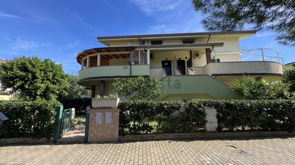 appartamento in vendita a Villapiana in zona Scalo