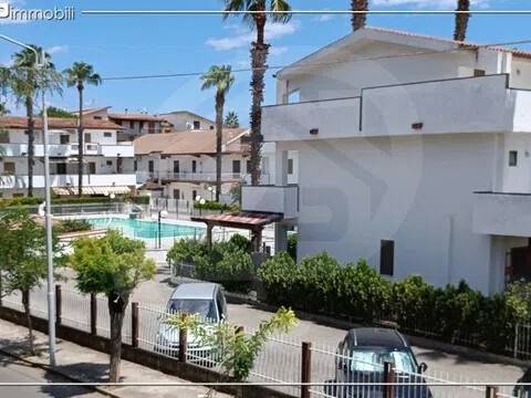 appartamento in vendita a Villapiana in zona Lido