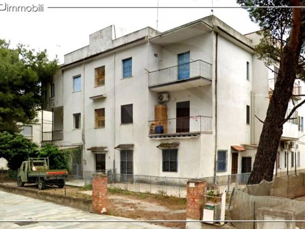appartamento in vendita a Villapiana in zona Lido