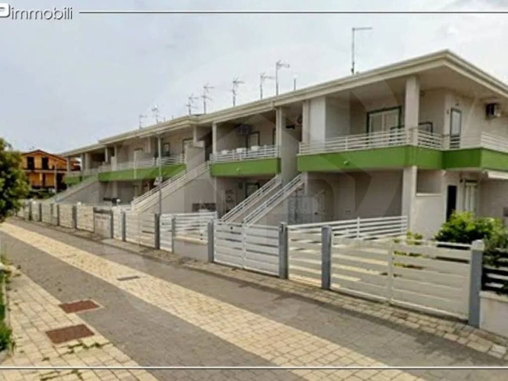 appartamento in vendita a Villapiana in zona Lido
