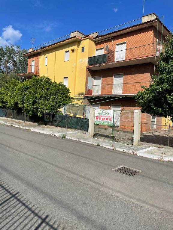 appartamento in vendita a Villapiana in zona Lido