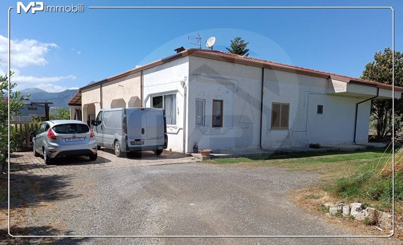 casa indipendente in vendita a Villapiana in zona Scalo