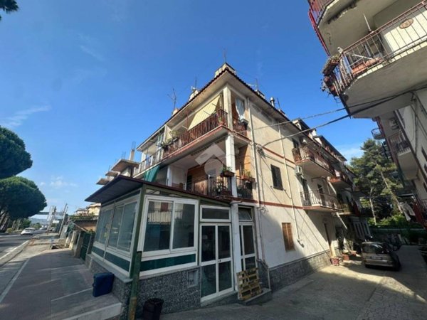 appartamento in vendita a Villapiana in zona Lido