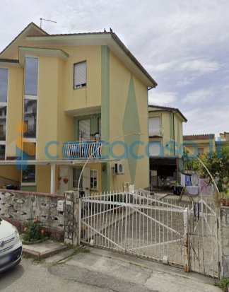 casa indipendente in vendita a Villapiana in zona Lido