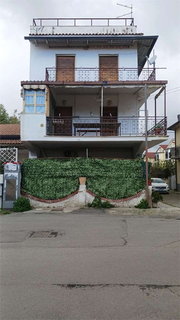 appartamento in vendita a Villapiana in zona Lido