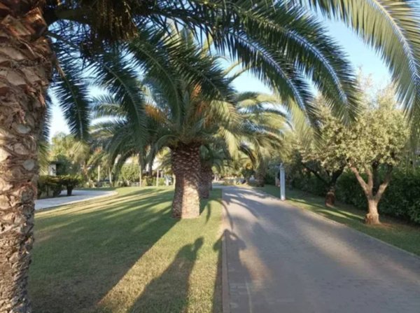 casa indipendente in vendita a Villapiana in zona Lido