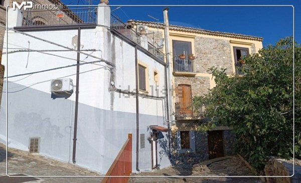 casa indipendente in vendita a Villapiana in zona Villapiana Centro