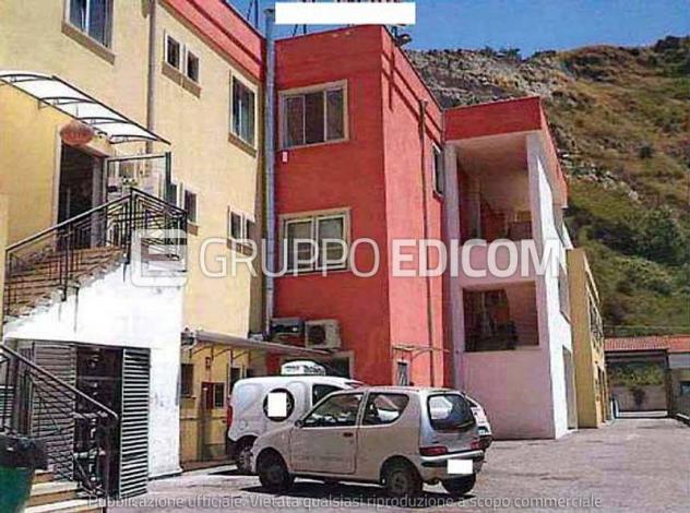 negozio in vendita a Zumpano
