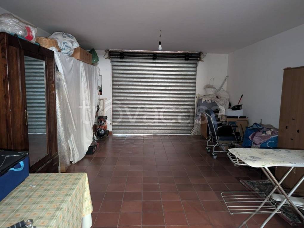 locale commerciale in vendita a Zumpano