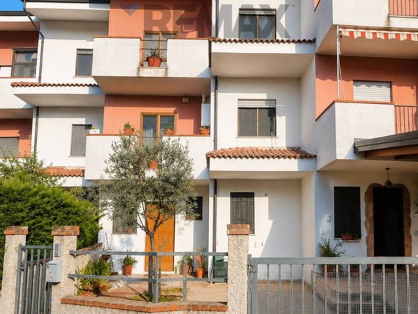casa indipendente in vendita a Zumpano
