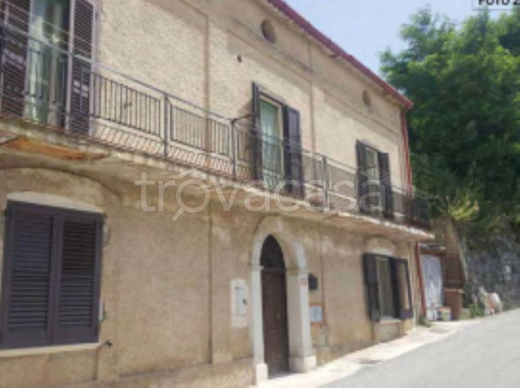 appartamento in vendita a Casali del Manco in zona Spezzano Piccolo