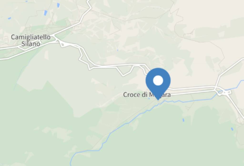 negozio in vendita a Casali del Manco in zona Spezzano Piccolo
