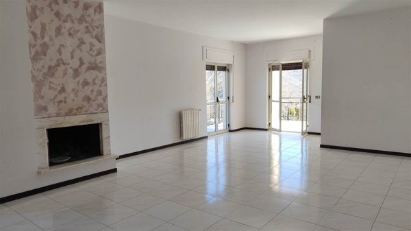 appartamento in vendita a Casali del Manco in zona Serra Pedace