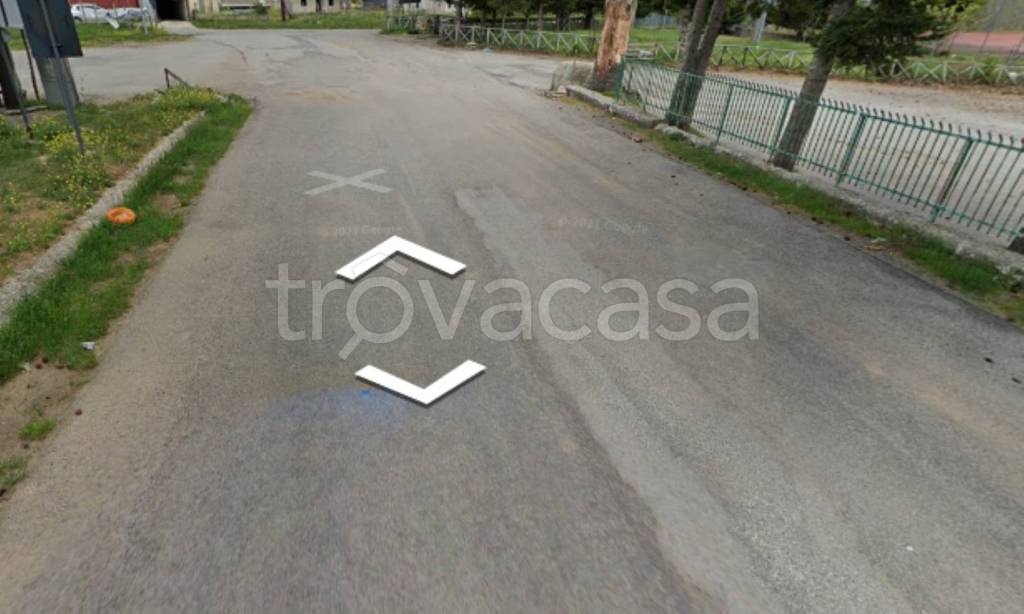 negozio in vendita a Casali del Manco in zona Spezzano Piccolo