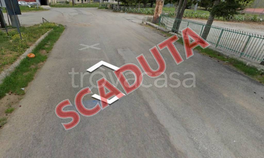 negozio in vendita a Casali del Manco in zona Spezzano Piccolo