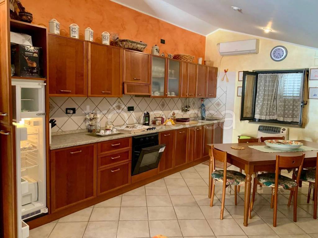 appartamento in vendita a Casali del Manco in zona Spezzano Piccolo