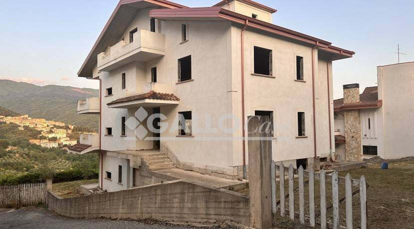 casa indipendente in vendita a Casali del Manco