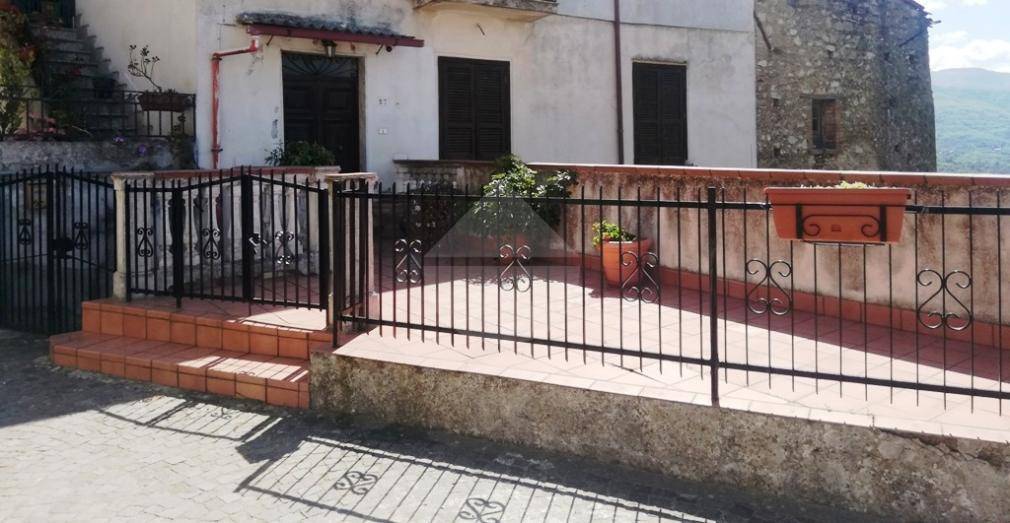 locale di sgombero in vendita a Casali del Manco in zona Casole Bruzio