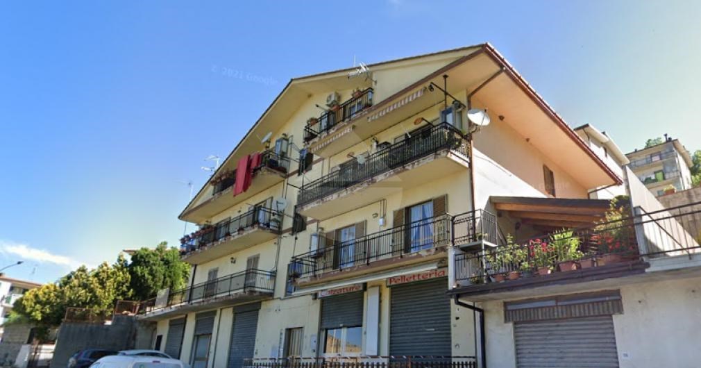 appartamento in vendita a Casali del Manco in zona Spezzano Piccolo