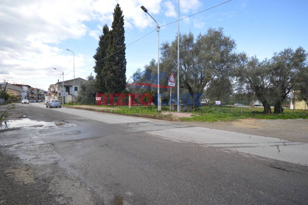 terreno edificabile in vendita a Corigliano-Rossano in zona Rossano